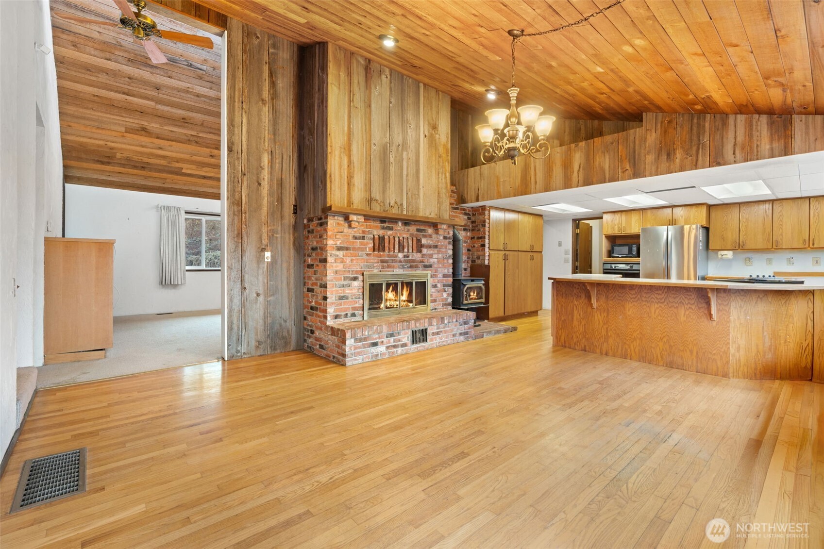 409 Shanklin Road , Onalaska, WA 98570