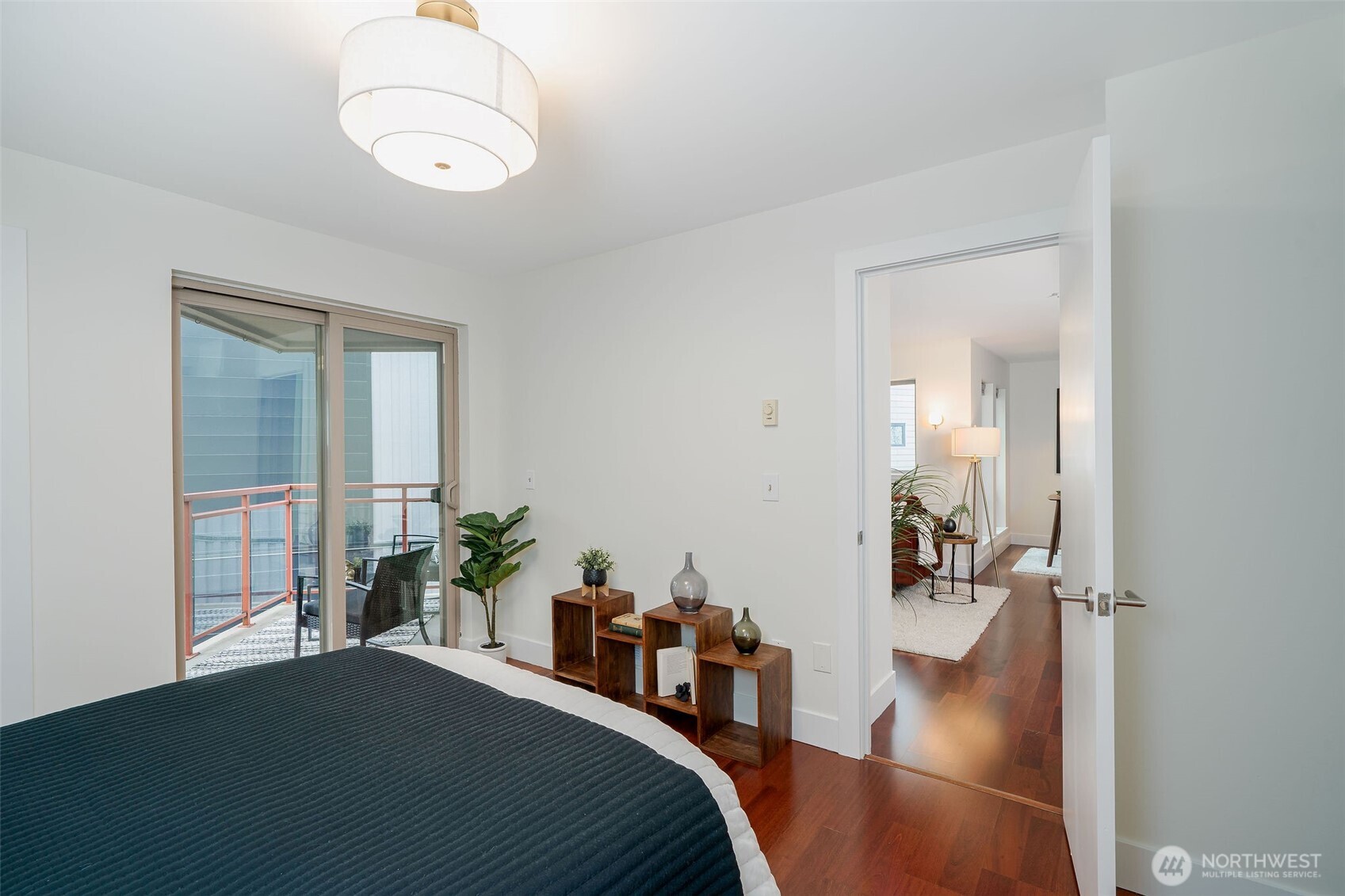 711 E Denny Way #306, Seattle, WA 98122