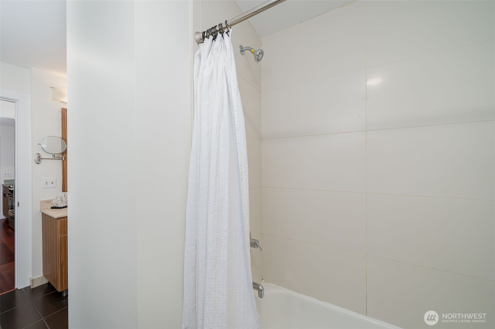 711 E Denny Way #306, Seattle, WA 98122