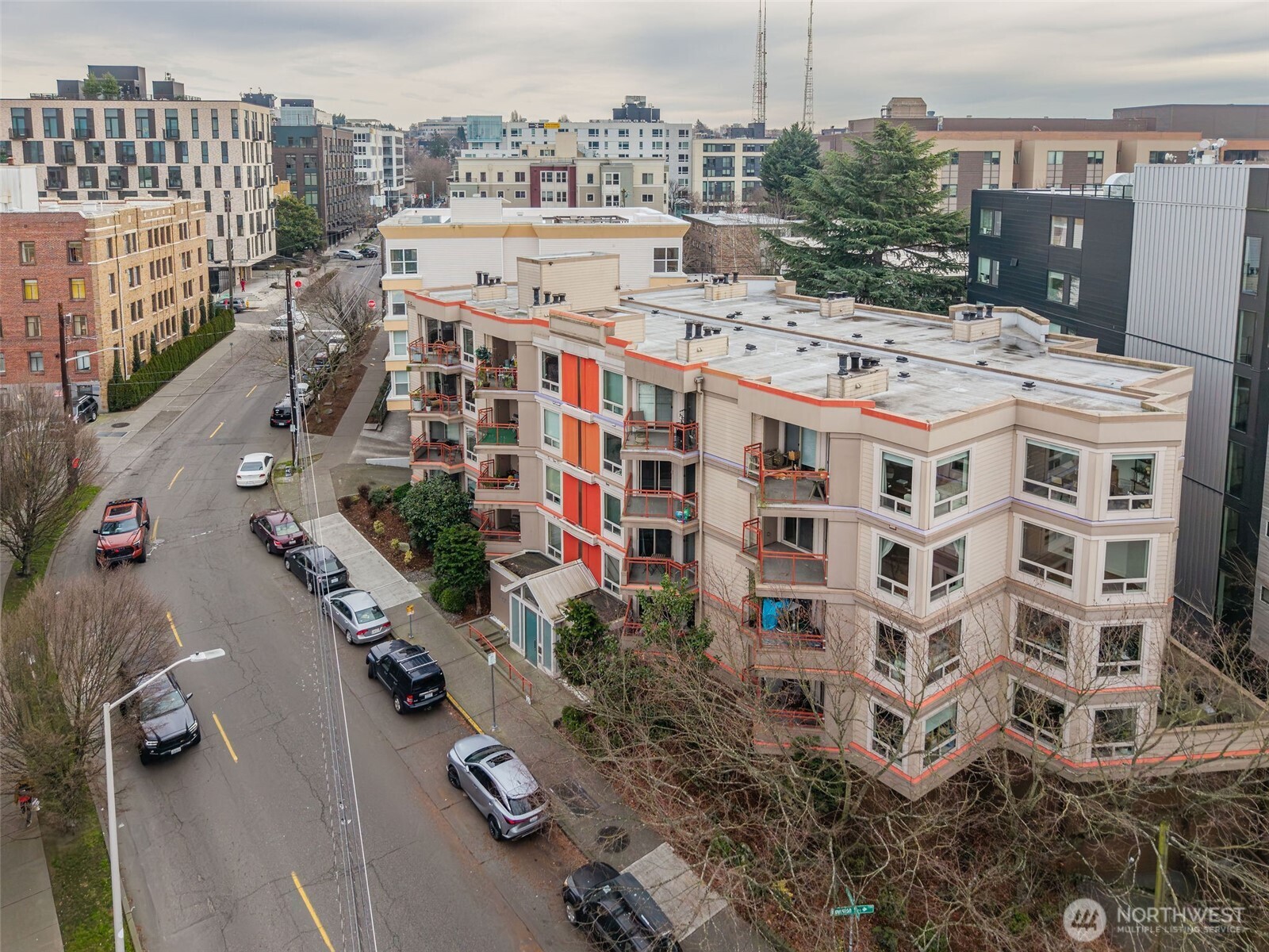 711 E Denny Way #306, Seattle, WA 98122