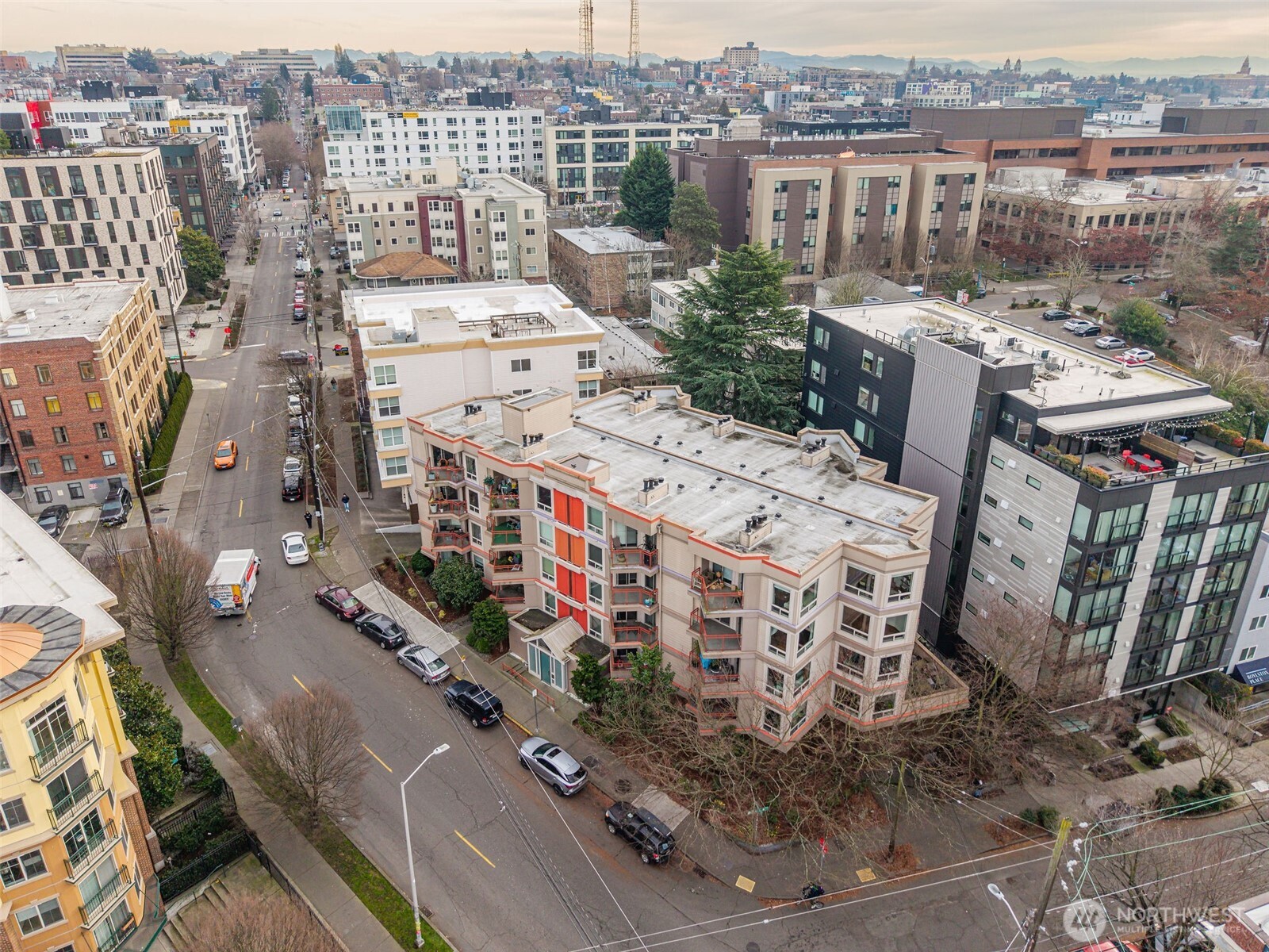 711 E Denny Way #306, Seattle, WA 98122