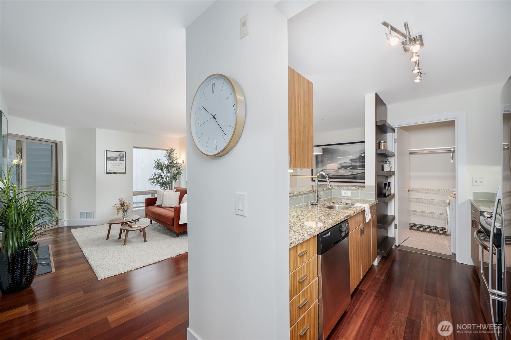 711 E Denny Way #306, Seattle, WA 98122