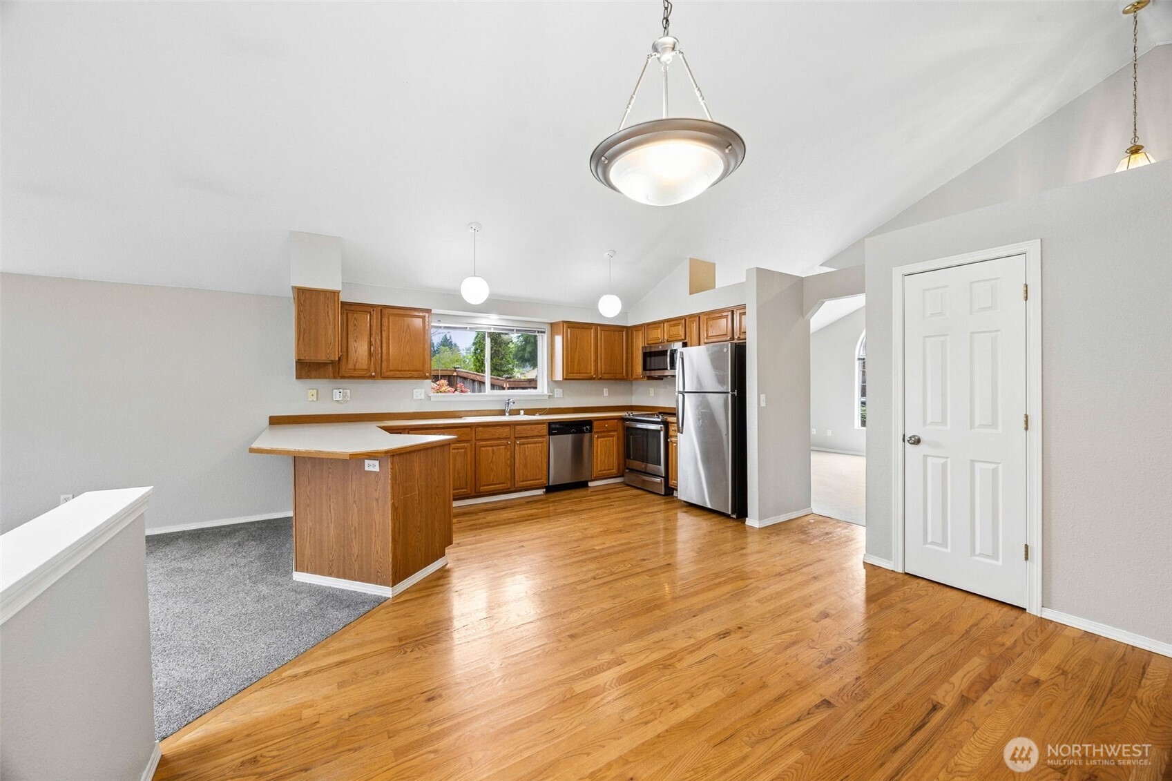 8707 Sebastian Drive NE, Lacey, WA 98516