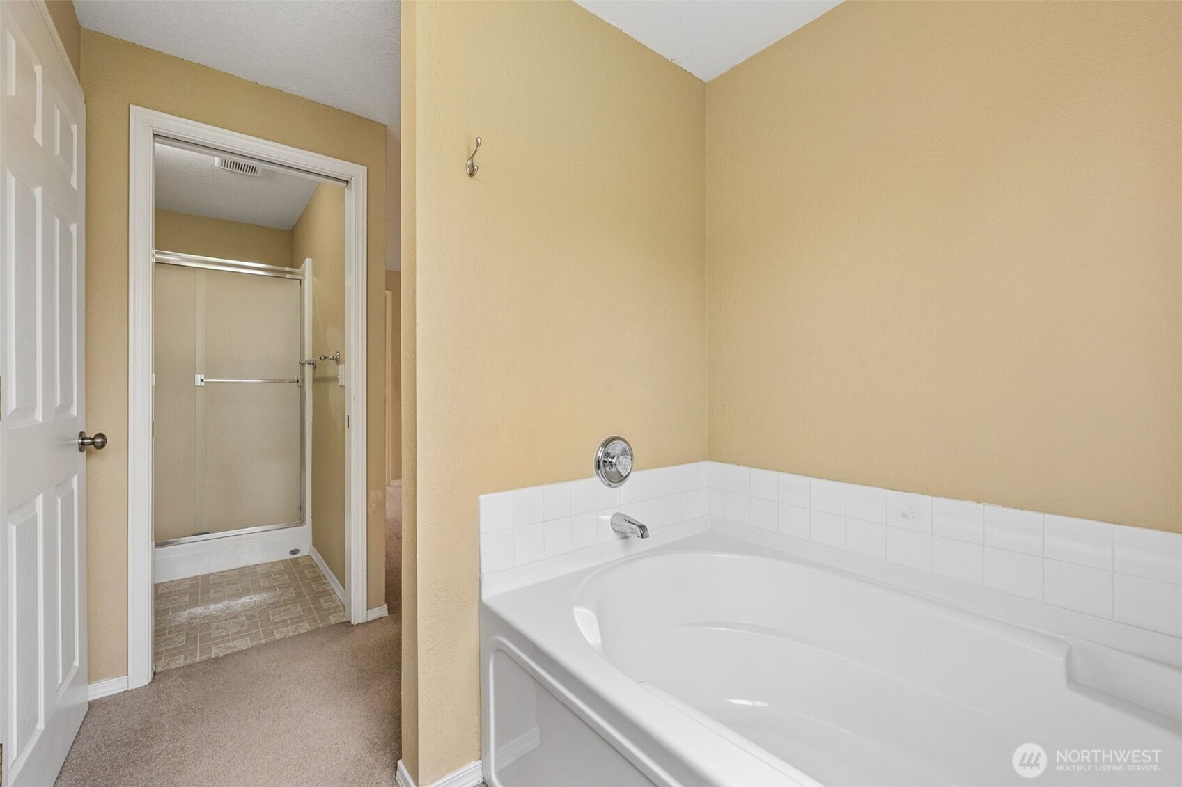 8707 Sebastian Drive NE, Lacey, WA 98516