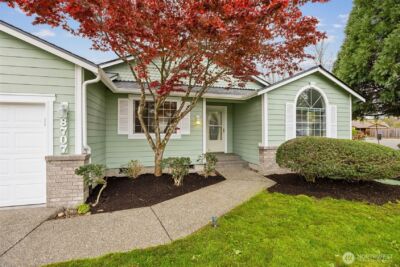 8707 Sebastian Drive NE, Lacey, WA 98516 - Photo 3
