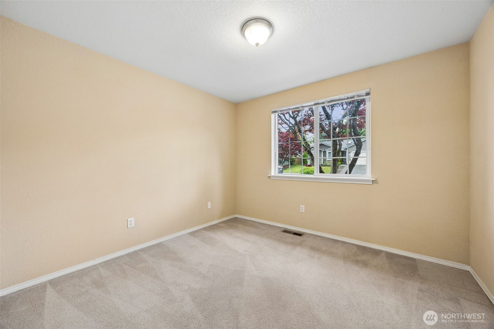 8707 Sebastian Drive NE, Lacey, WA 98516
