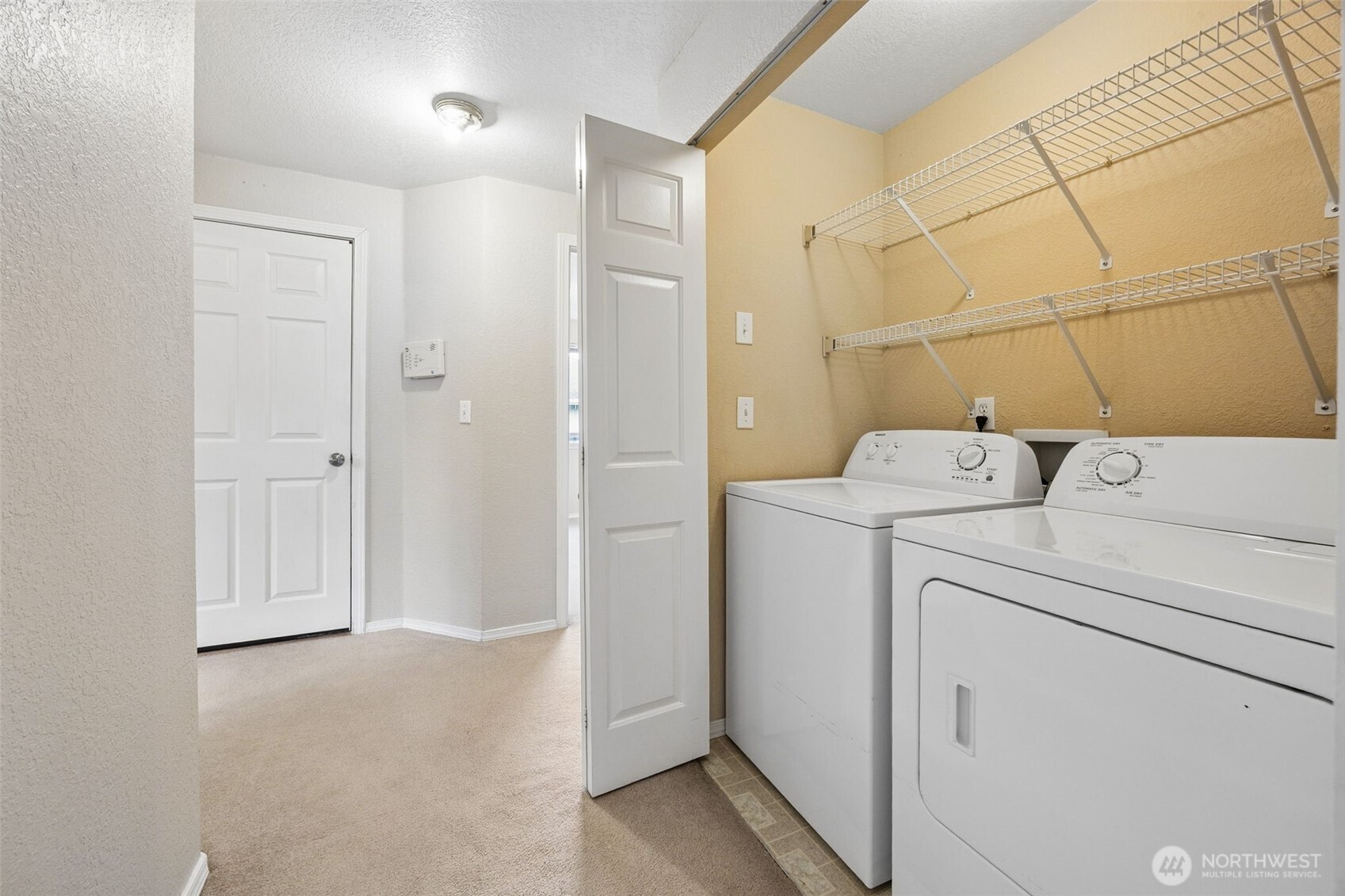 8707 Sebastian Drive NE, Lacey, WA 98516