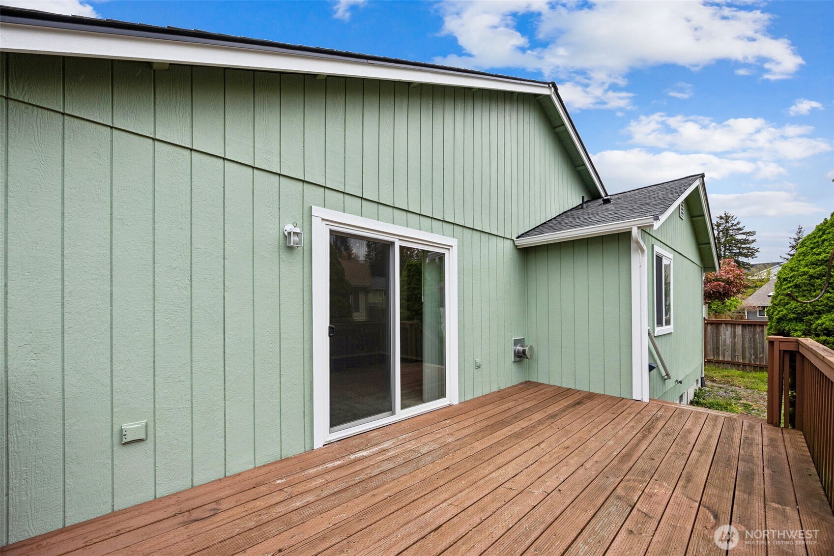 8707 Sebastian Drive NE, Lacey, WA 98516