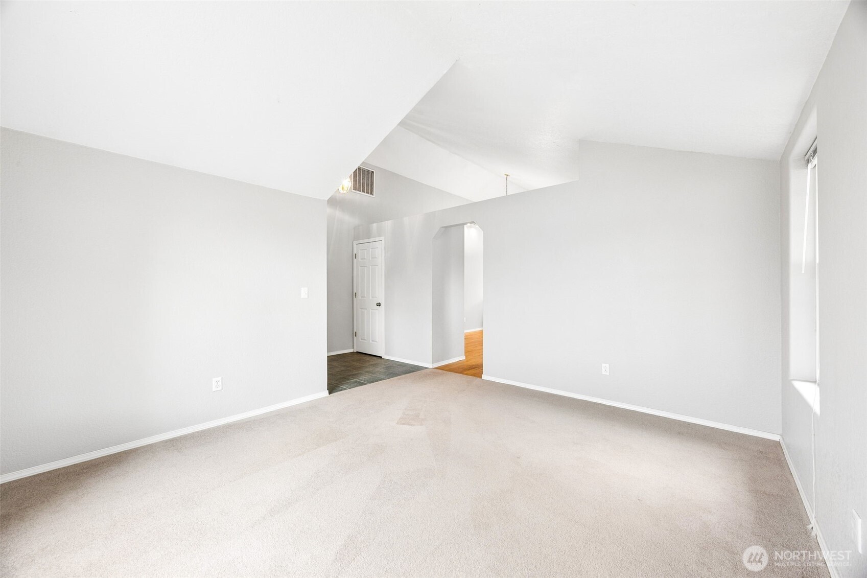 8707 Sebastian Drive NE, Lacey, WA 98516