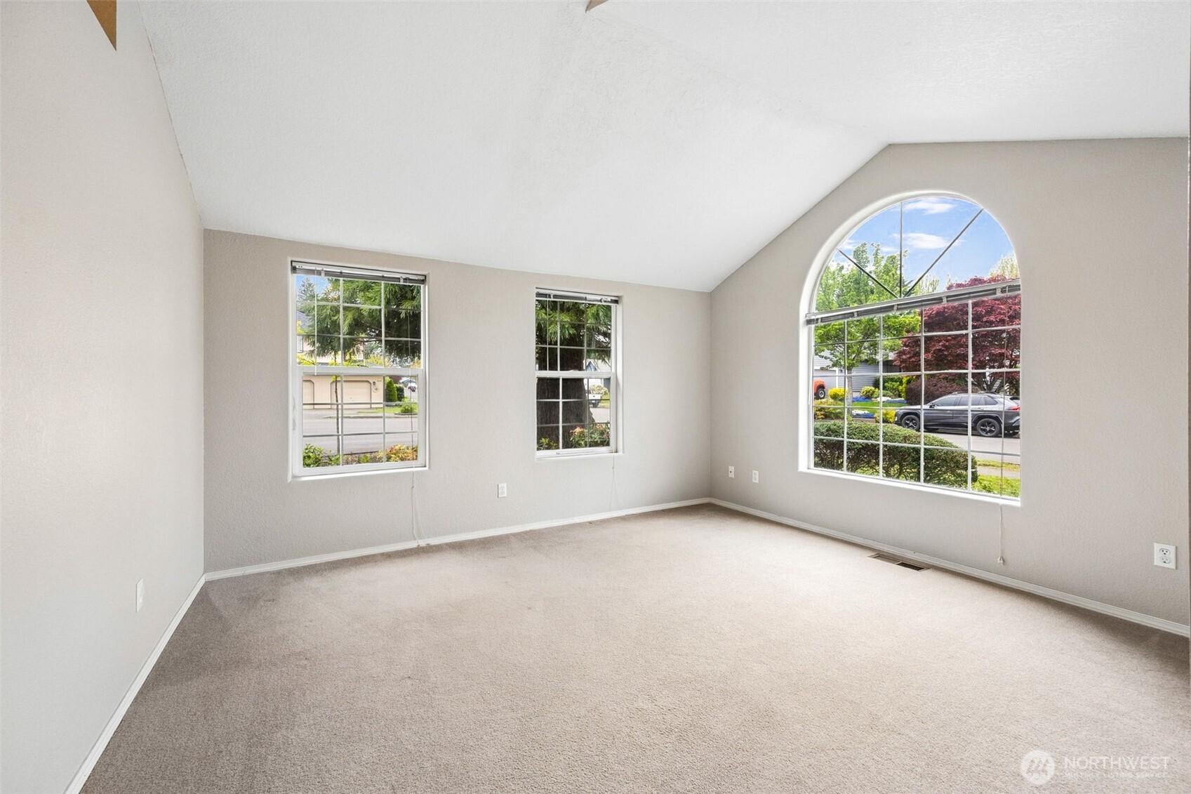 8707 Sebastian Drive NE, Lacey, WA 98516