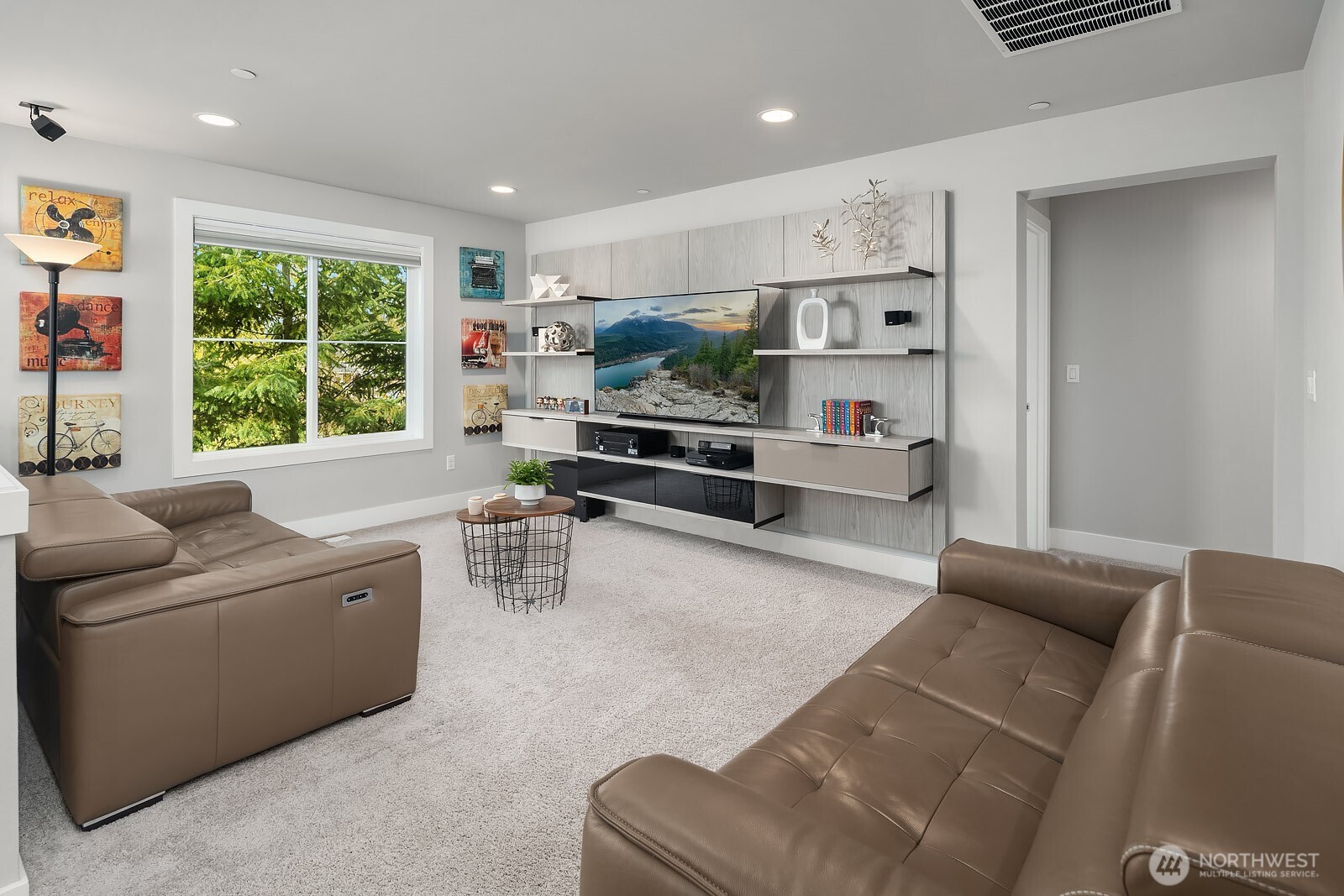 10315 134th Place NE, Kirkland, WA 98033-4739