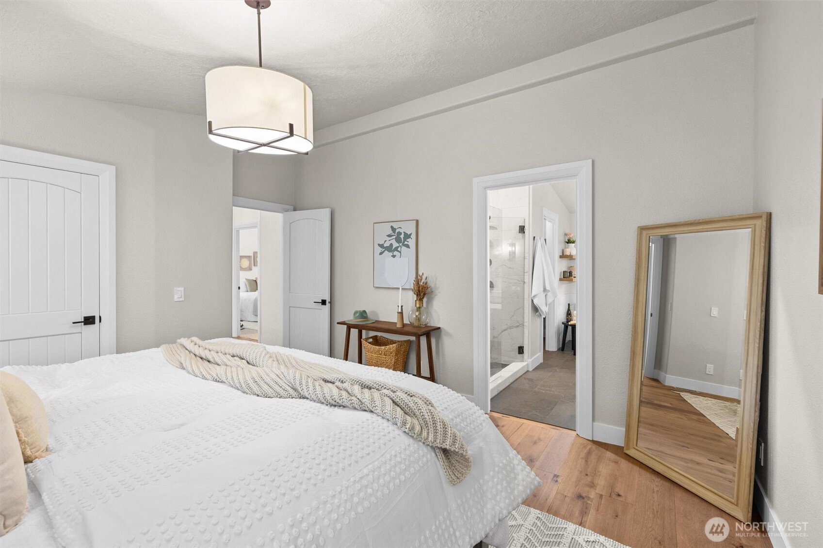 38170 SE Cedar Street , Snoqualmie, WA 98065