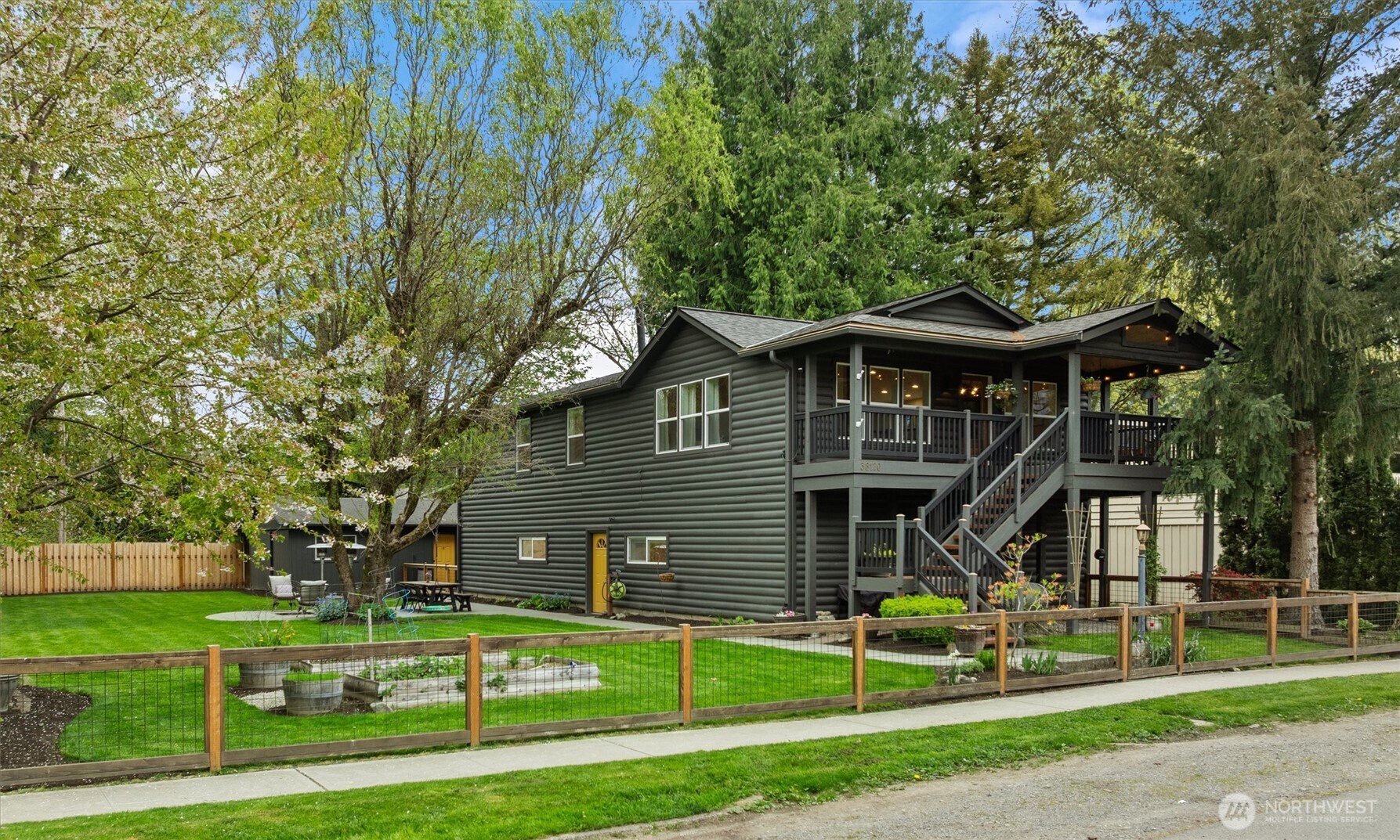 38170 SE Cedar Street , Snoqualmie, WA 98065