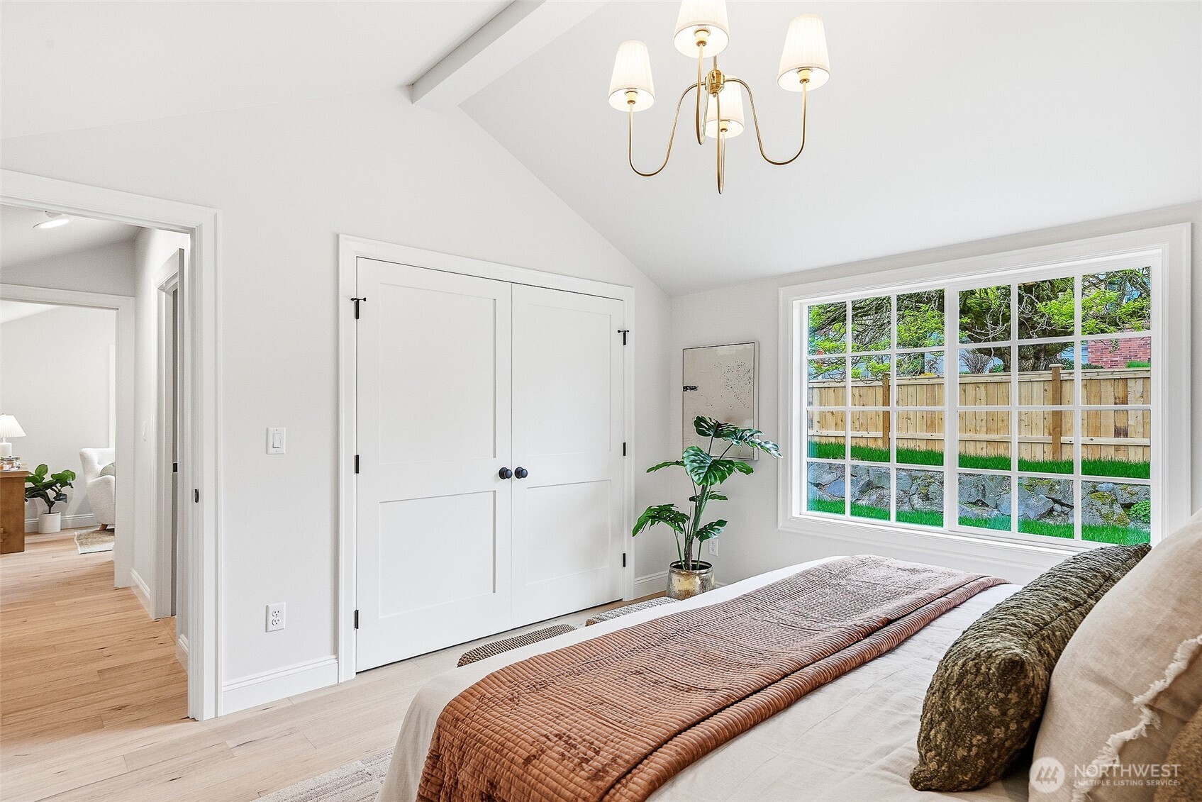10002 9th Avenue NW, Seattle, WA 98177