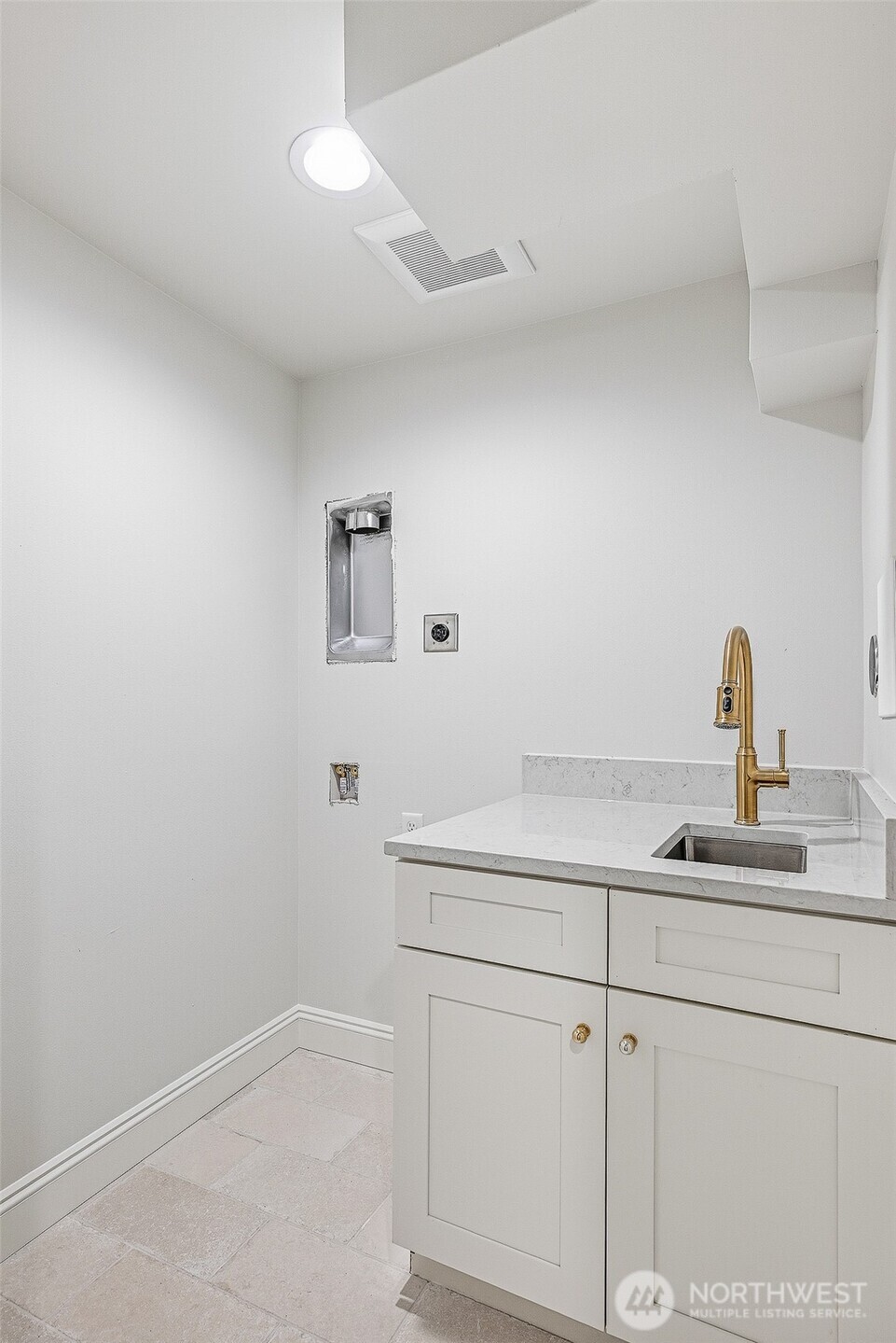 10002 9th Avenue NW, Seattle, WA 98177