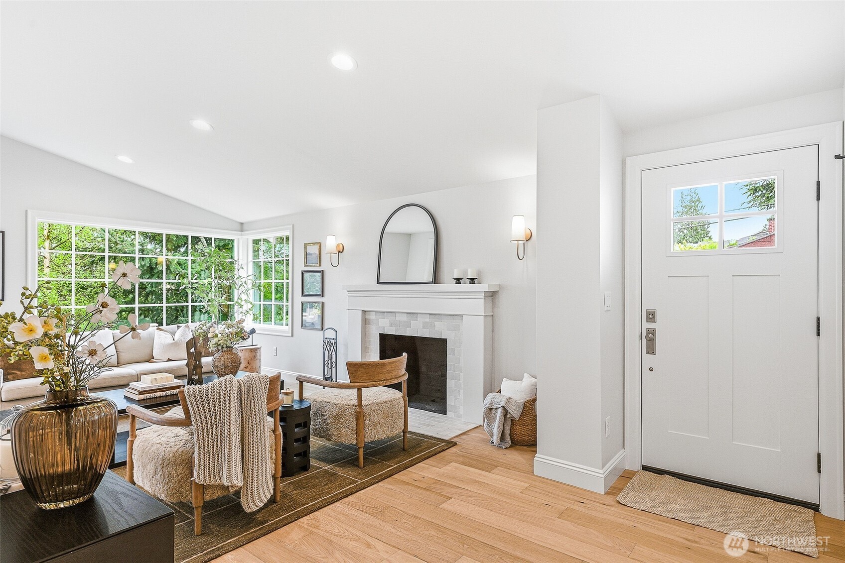 10002 9th Avenue NW, Seattle, WA 98177