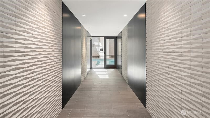 188 Bellevue Way NE #1202, Bellevue, WA 98004