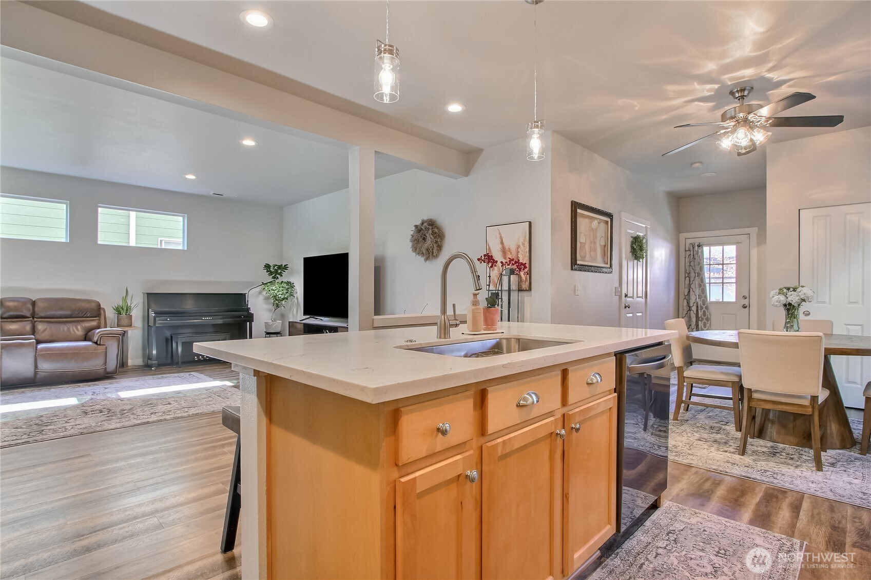 6236 Radiance Blvd E , Fife, WA 98424
