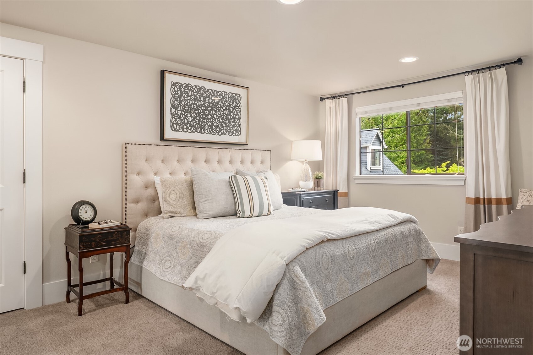 1617 216th Avenue NE, Sammamish, WA 98074