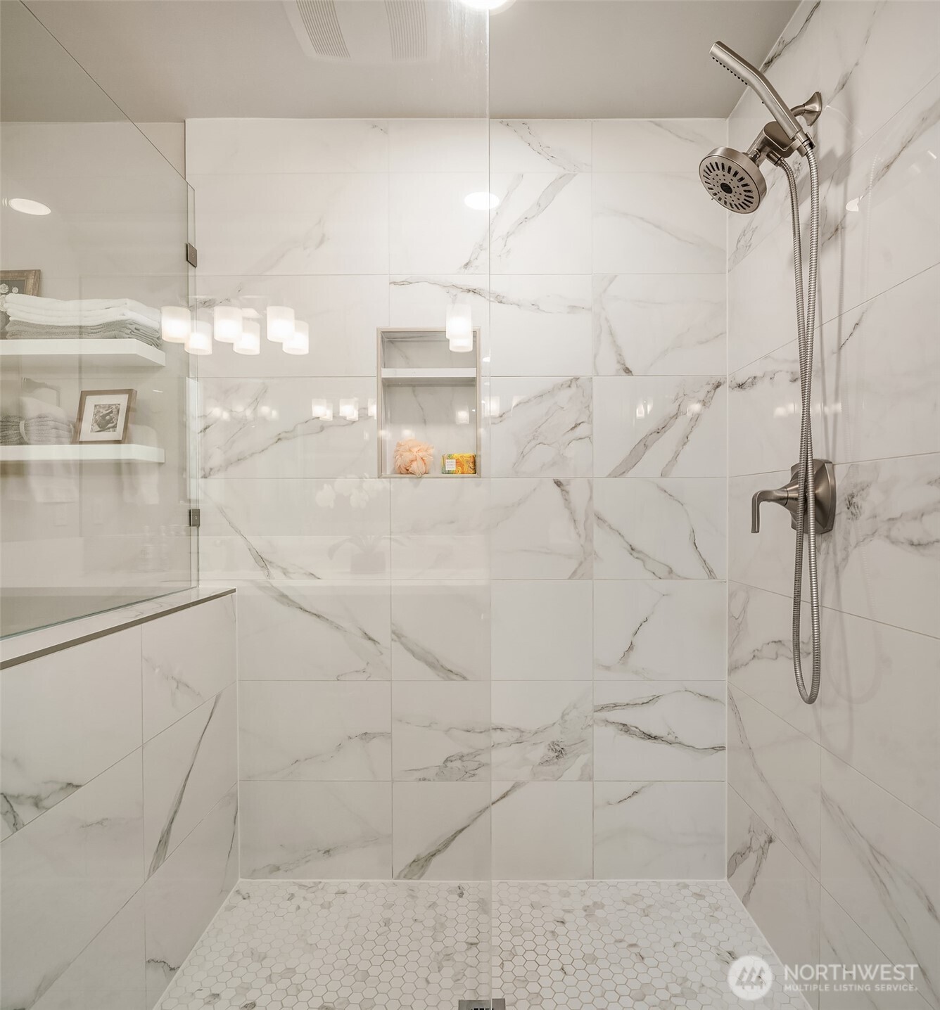 1617 216th Avenue NE, Sammamish, WA 98074