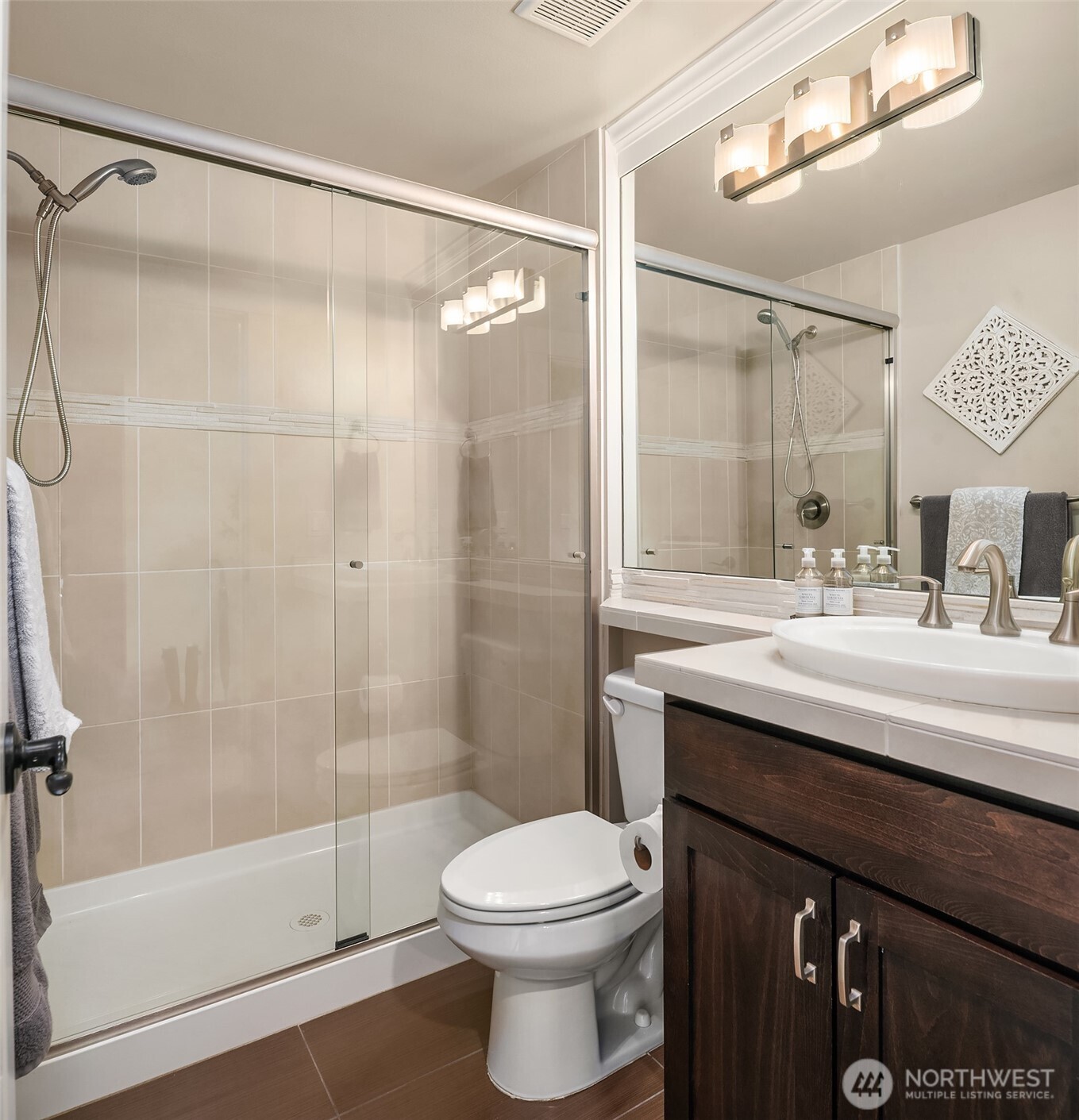 1617 216th Avenue NE, Sammamish, WA 98074