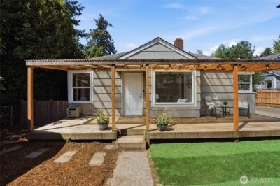 1329 N Cambrian Avenue , Bremerton, WA 98312 - Photo 2