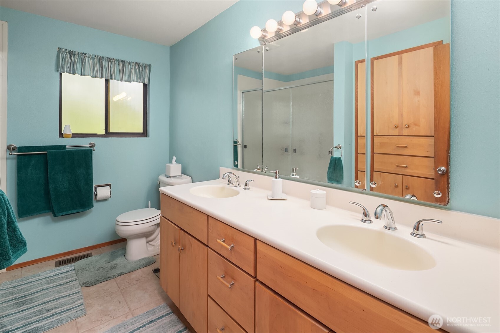 4617 183rd Place SW, Lynnwood, WA 98037