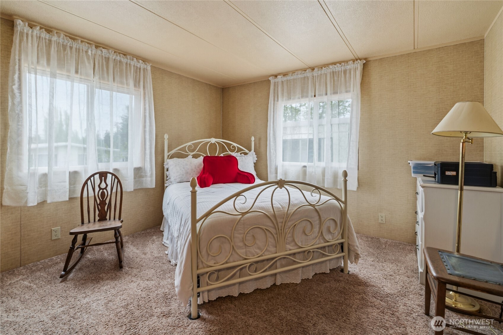 24222 54th Avenue W #17, Mountlake Terrace, WA 98043