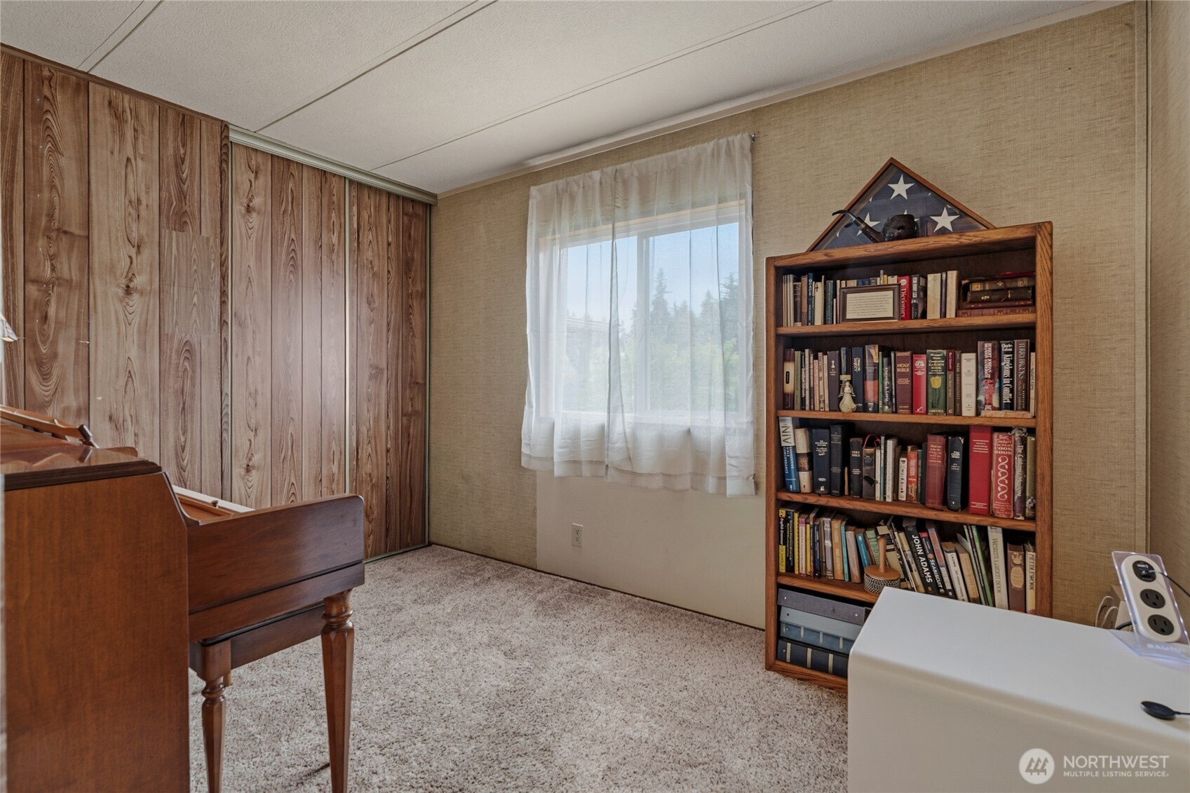 24222 54th Avenue W #17, Mountlake Terrace, WA 98043