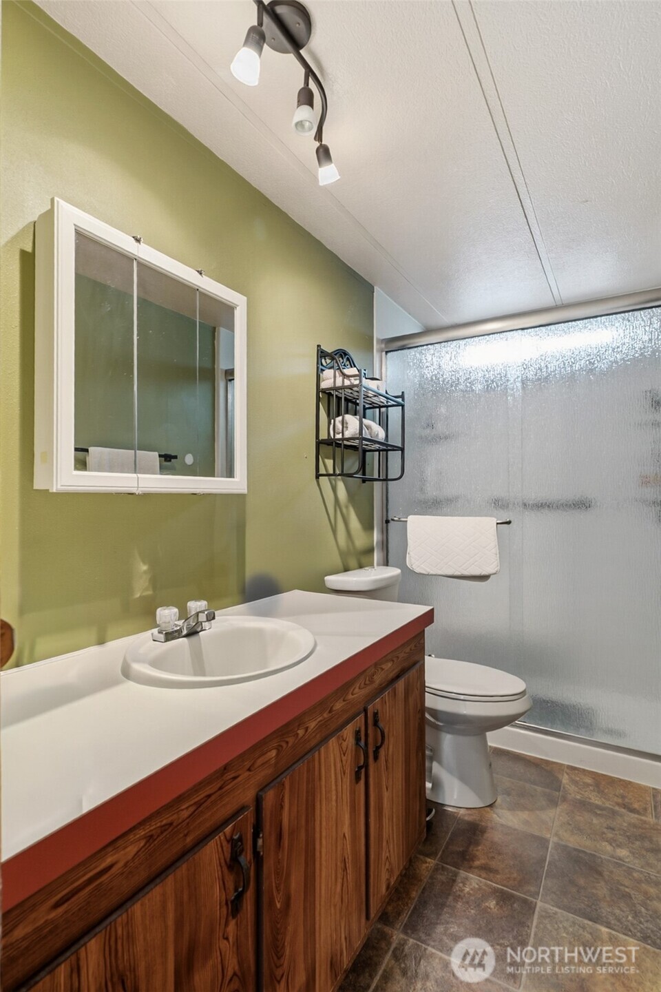 24222 54th Avenue W #17, Mountlake Terrace, WA 98043