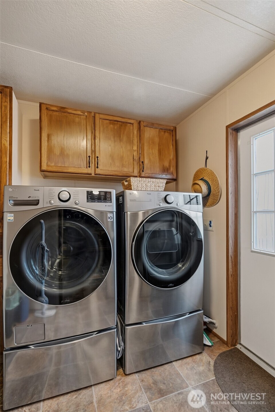 24222 54th Avenue W #17, Mountlake Terrace, WA 98043