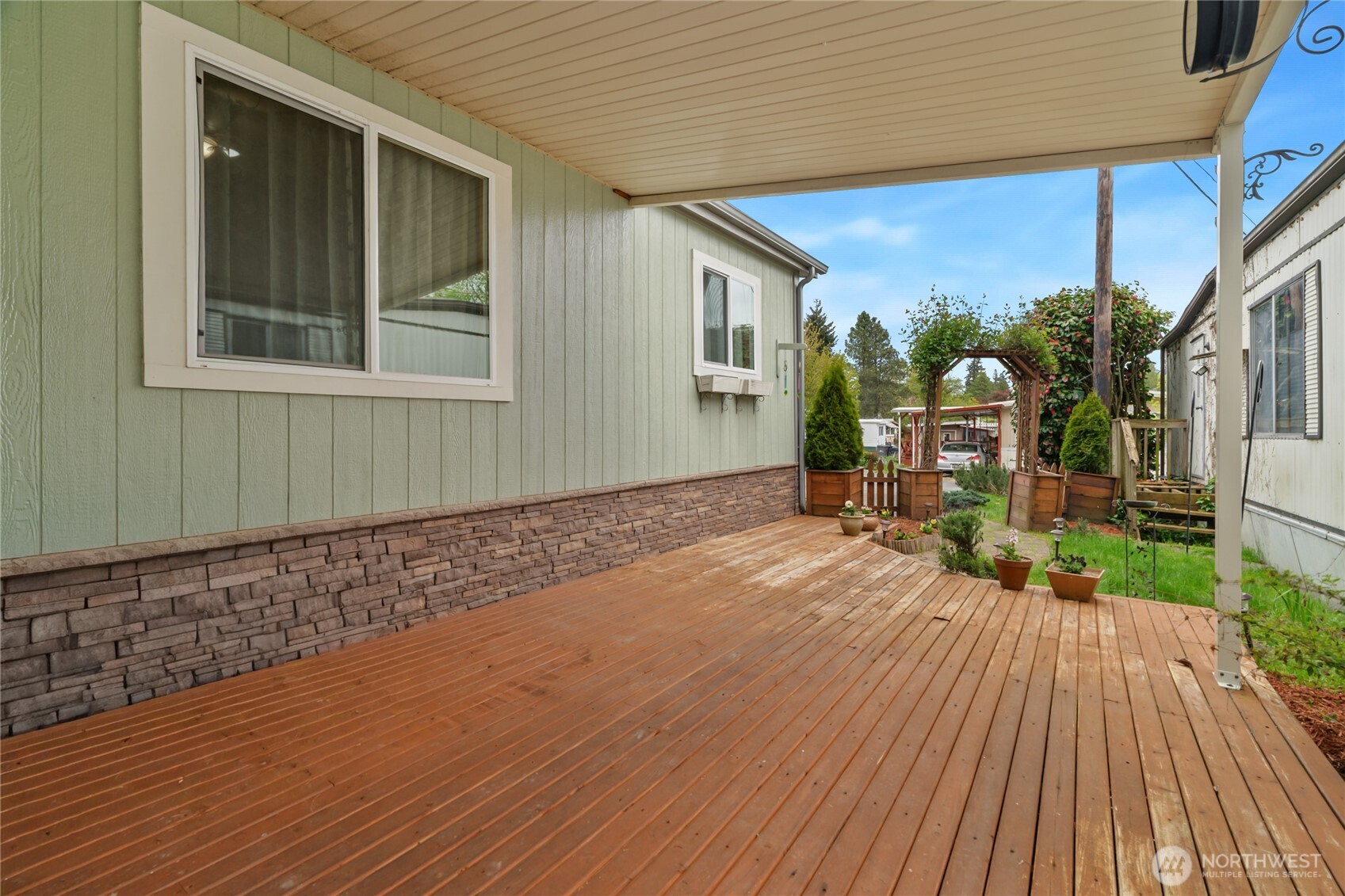 24222 54th Avenue W #17, Mountlake Terrace, WA 98043