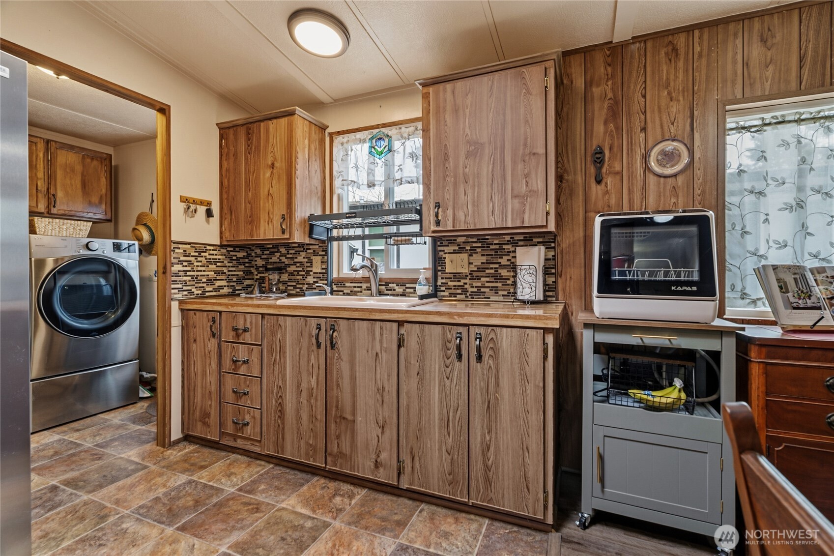 24222 54th Avenue W #17, Mountlake Terrace, WA 98043