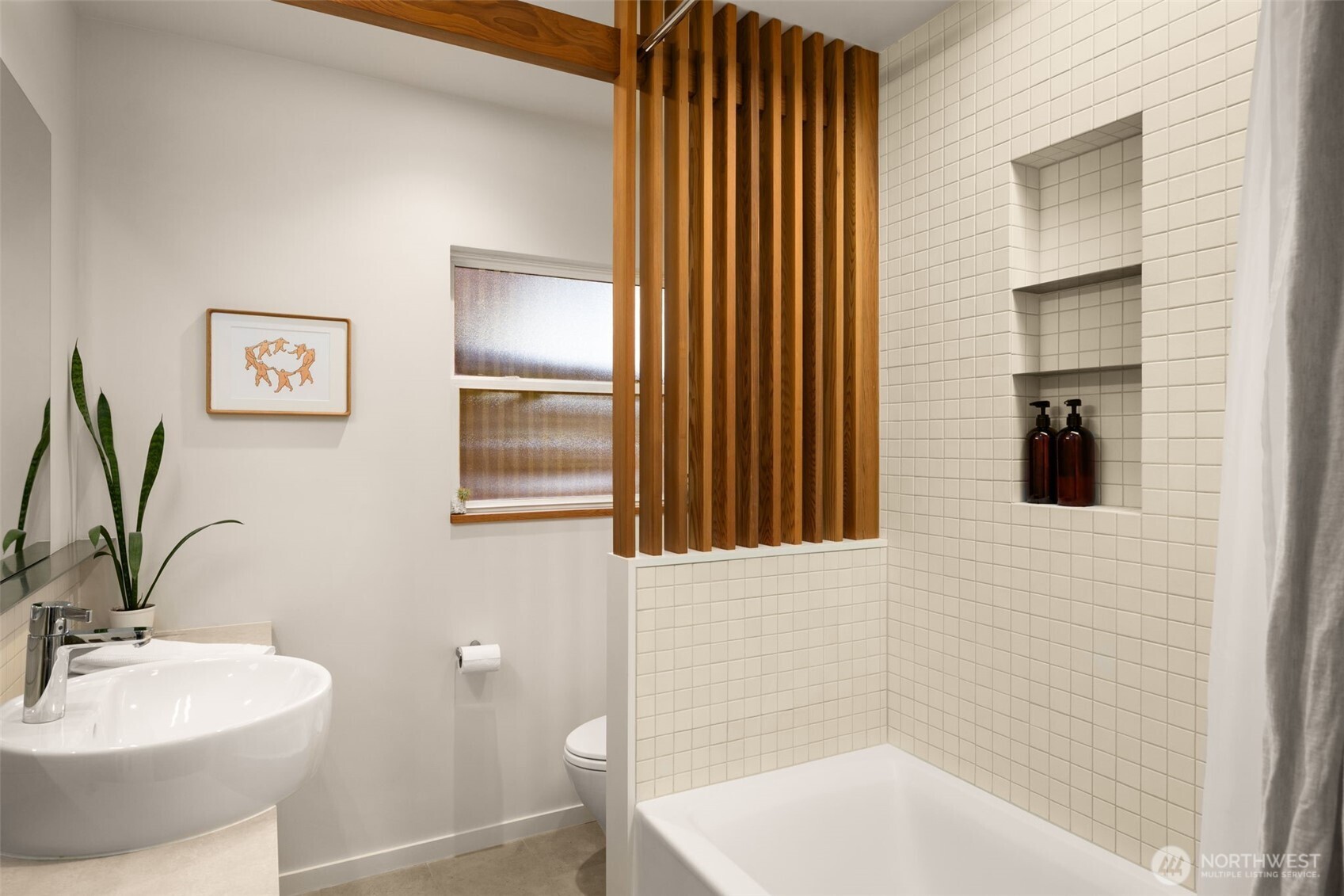 4812 S Brandon Street , Seattle, WA 98118