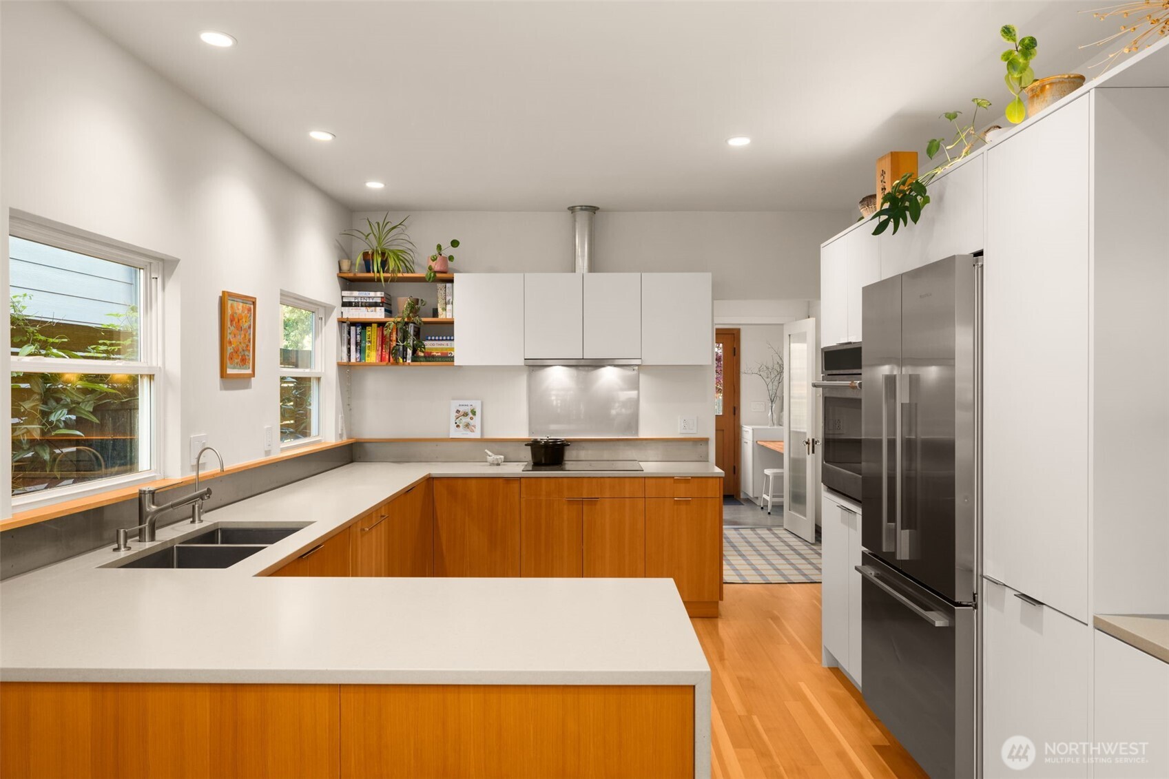 4812 S Brandon Street , Seattle, WA 98118