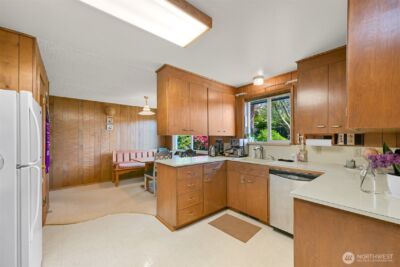 18114 Moores Garden Road , Mount Vernon, WA 98273 - Photo 8