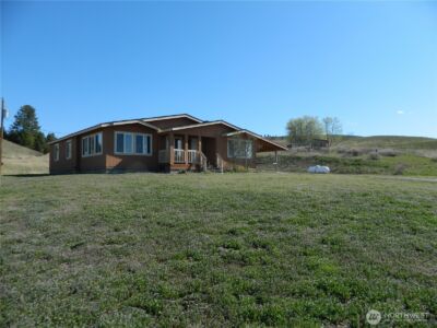 100 Summer , Tonasket, WA 98855