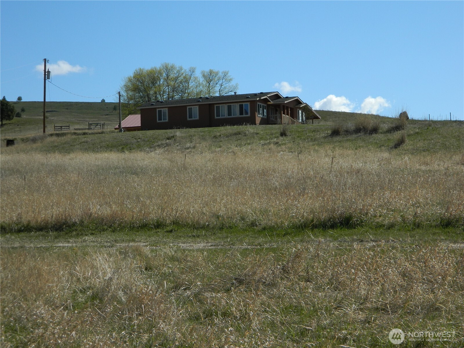 100 Summer , Tonasket, WA 98855