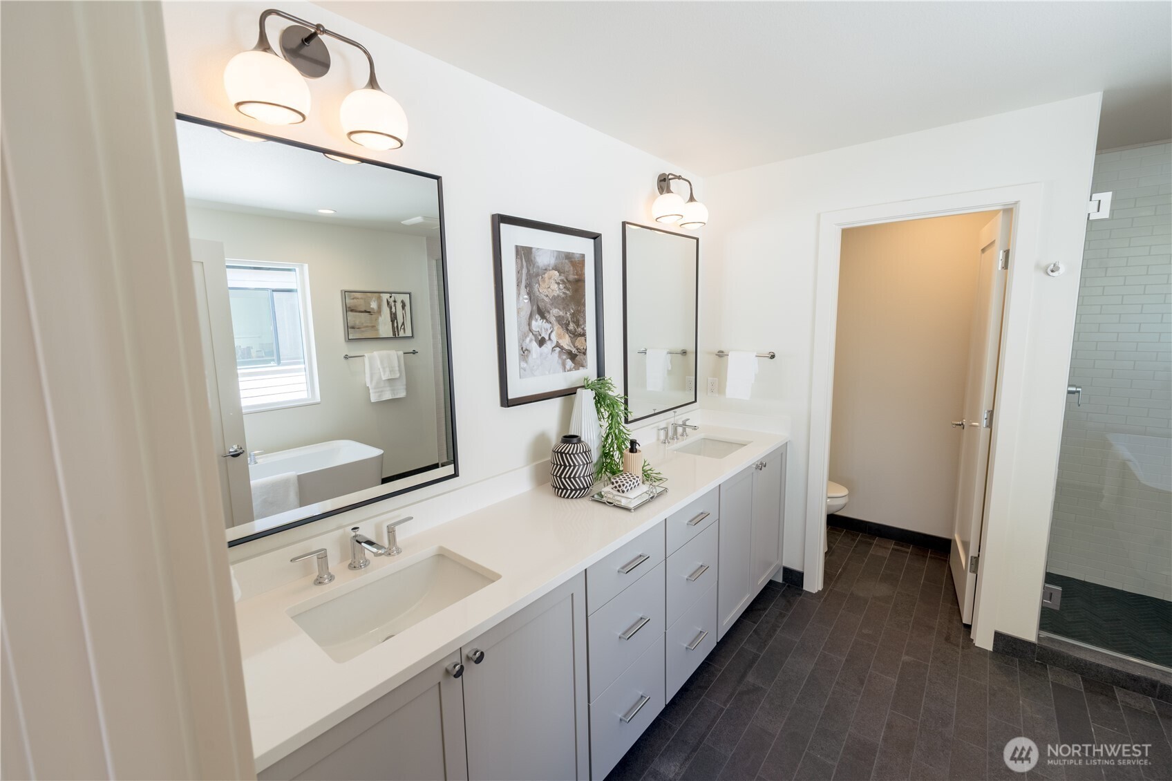 13540 39th Avenue NE #B, Seattle, WA 98125