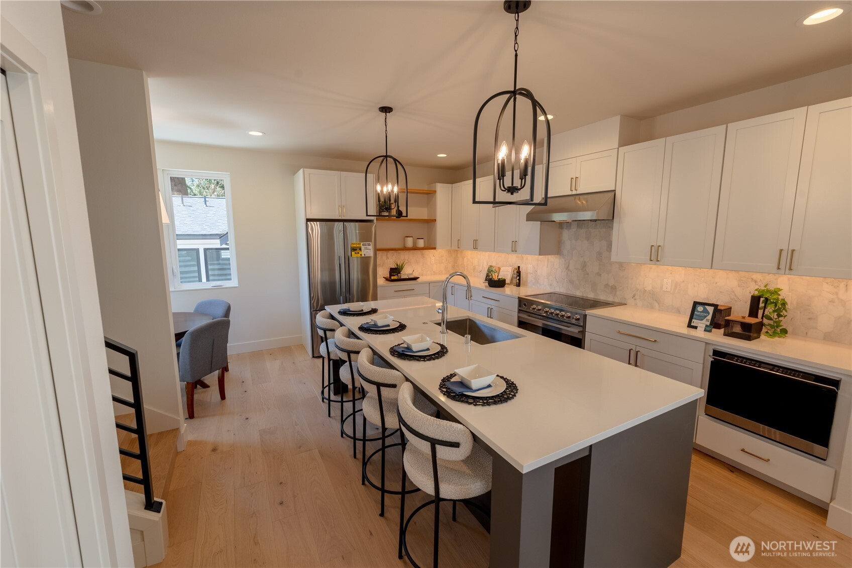 13540 39th Avenue NE #B, Seattle, WA 98125