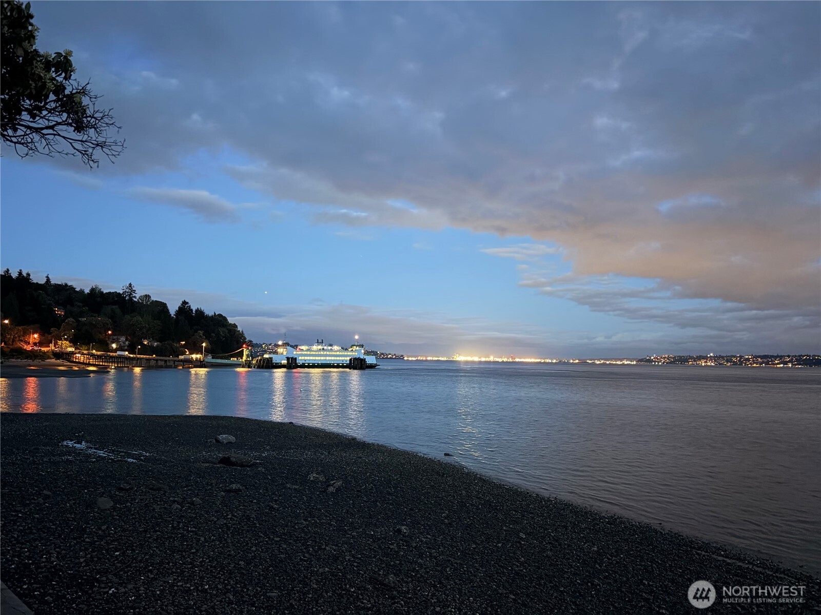 13725 SW Pohl Road , Vashon, WA 98070