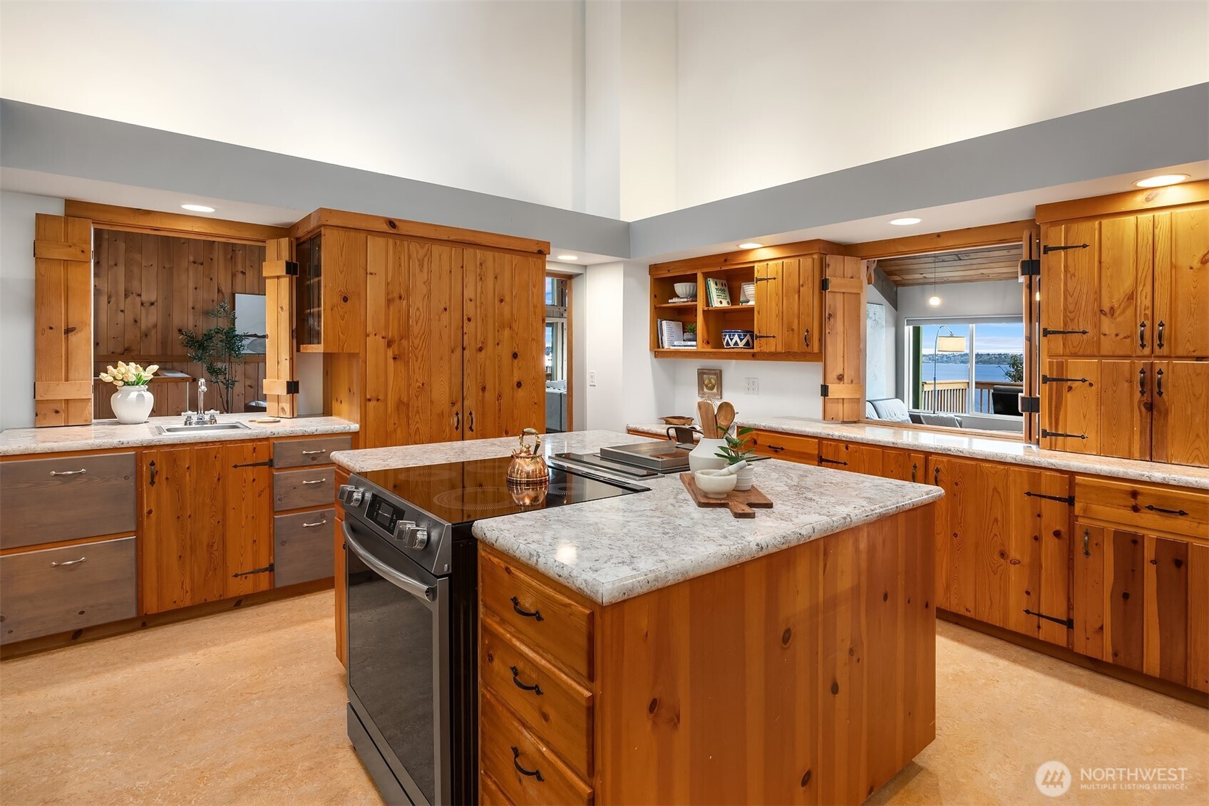 13725 SW Pohl Road , Vashon, WA 98070