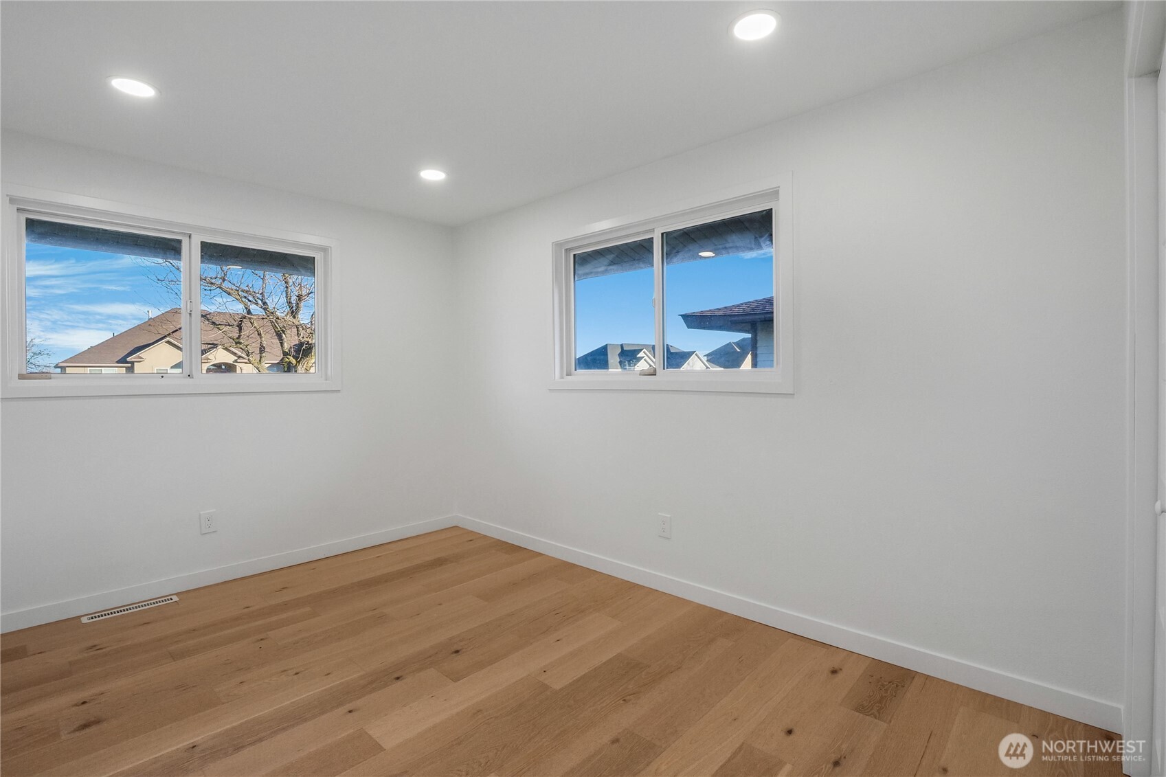 306 N Crestview Drive , Moses Lake, WA 98837