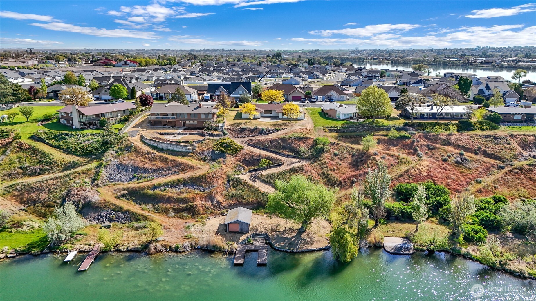 306 N Crestview Drive , Moses Lake, WA 98837