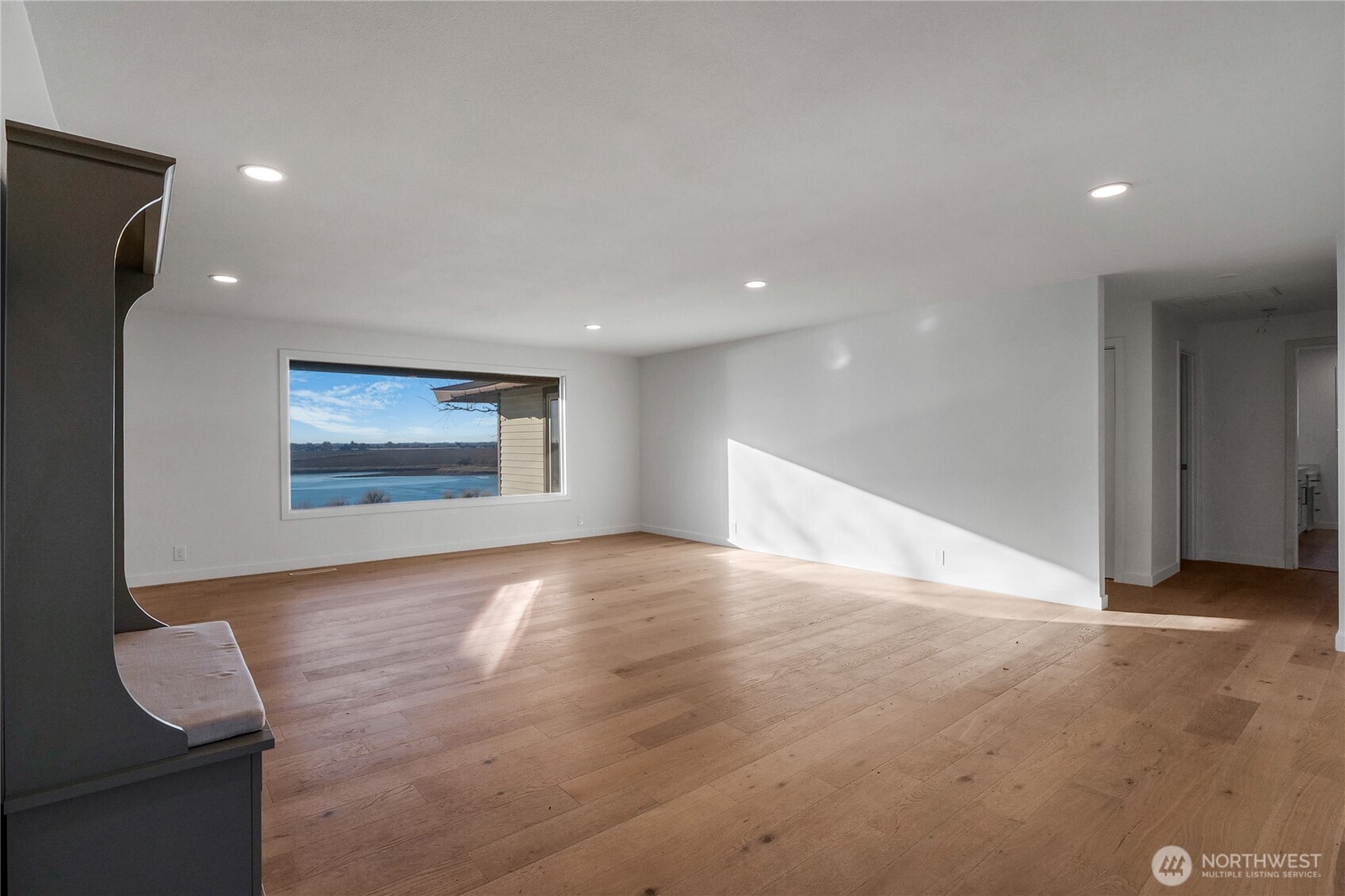 306 N Crestview Drive , Moses Lake, WA 98837
