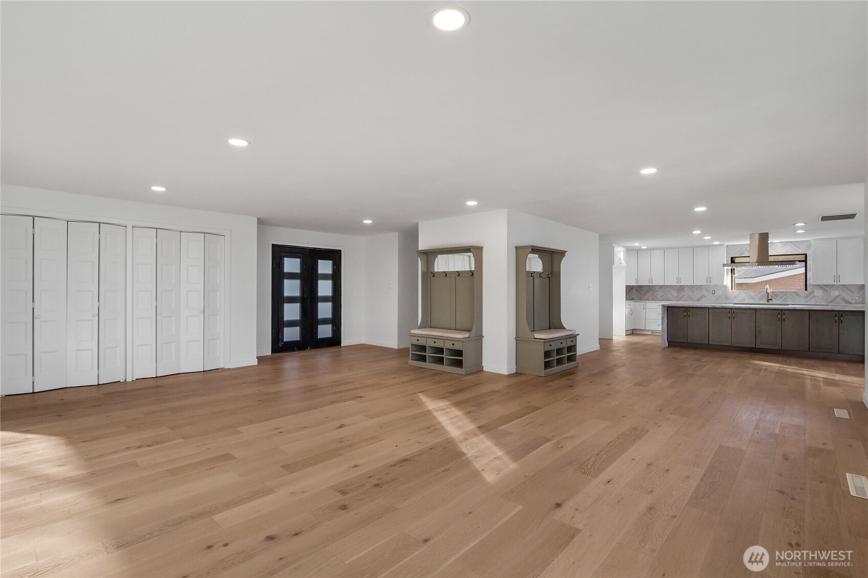 306 N Crestview Drive , Moses Lake, WA 98837