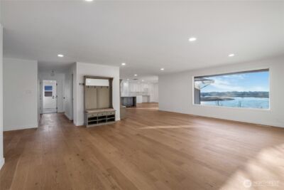 306 N Crestview Drive , Moses Lake, WA 98837 - Photo 10