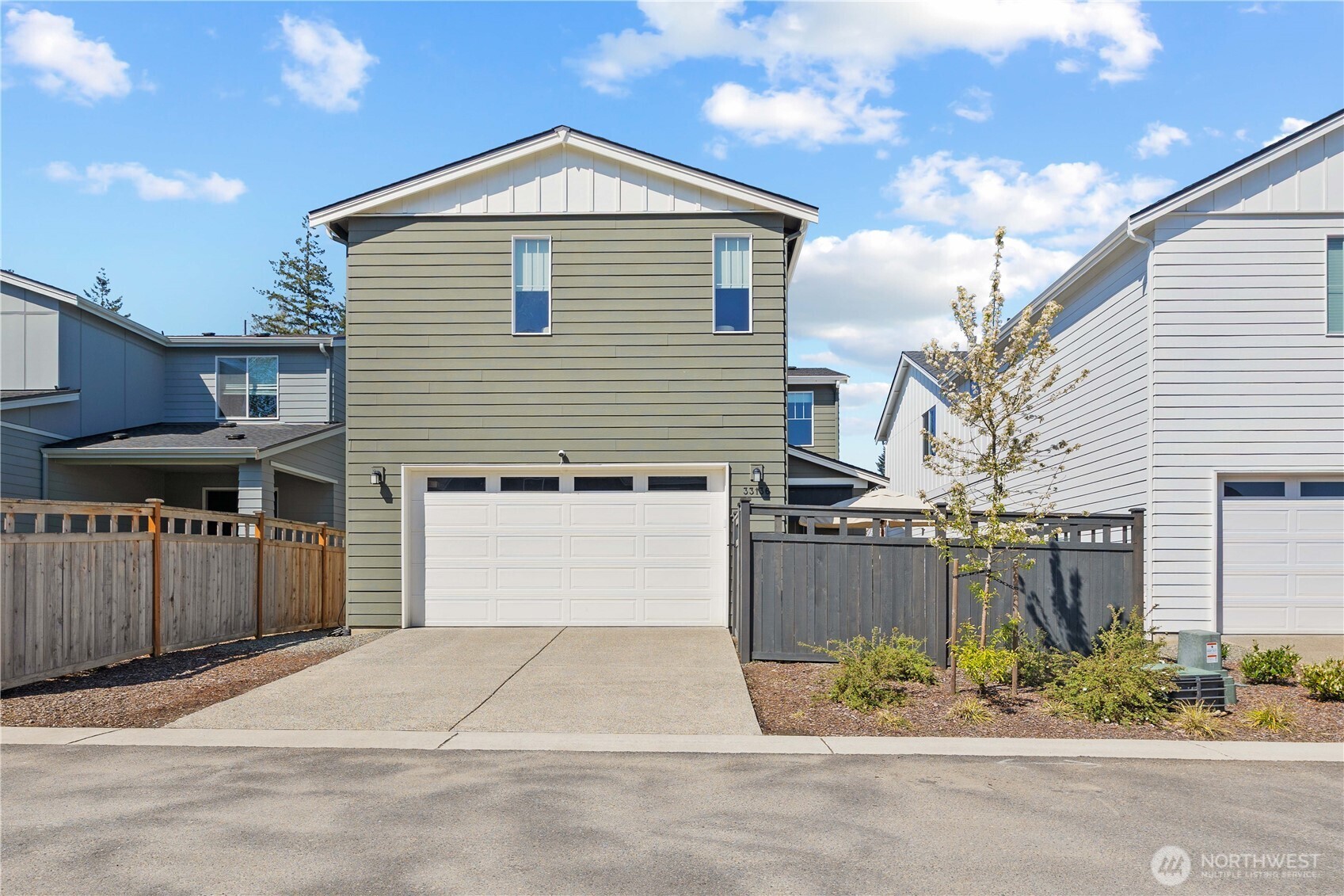 33136 Holly Avenue SE, Black Diamond, WA 98010