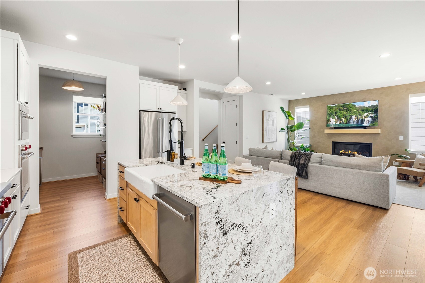 33136 Holly Avenue SE, Black Diamond, WA 98010