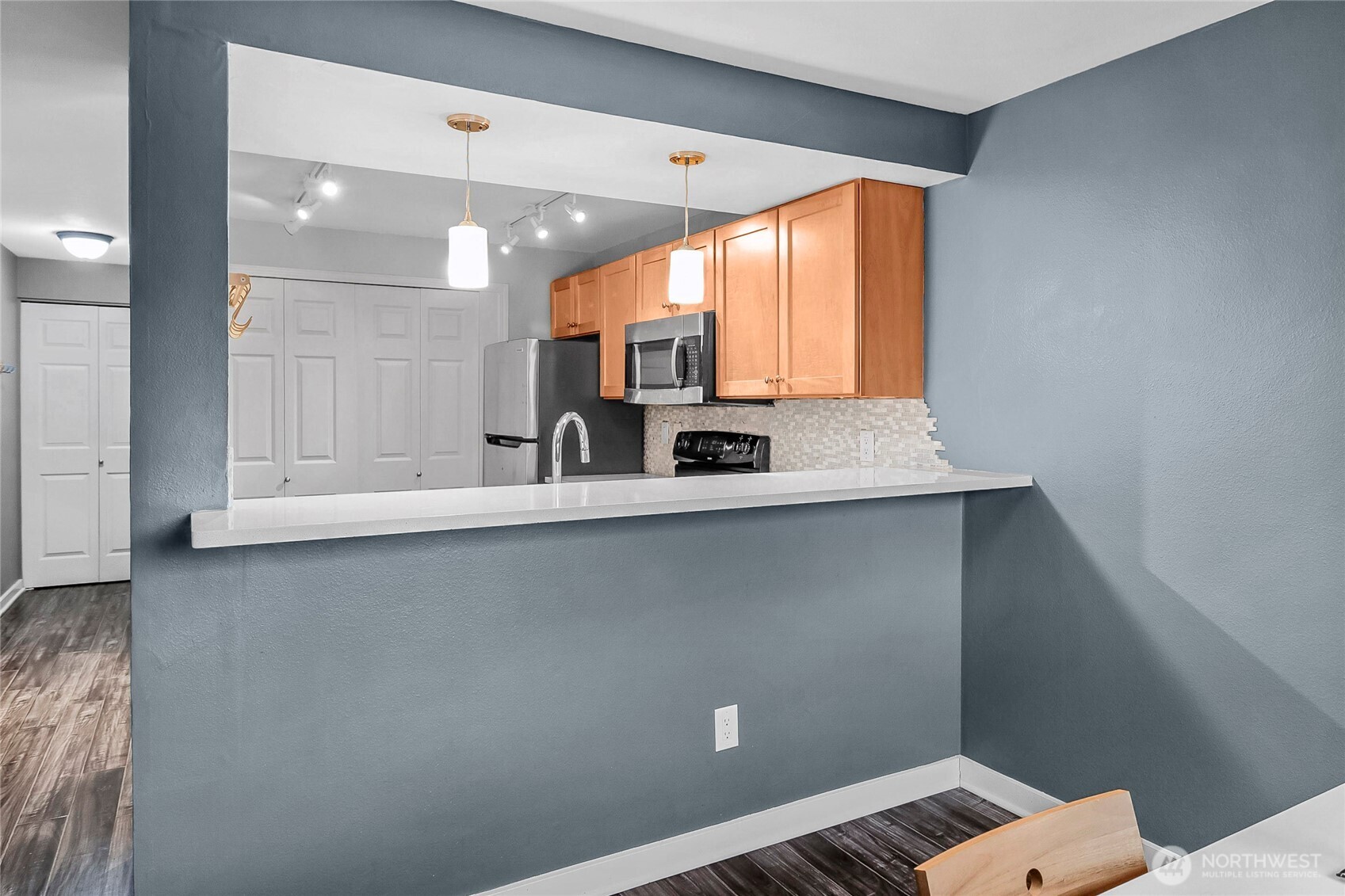 6700 NE 182nd Street #C104, Kenmore, WA 98028